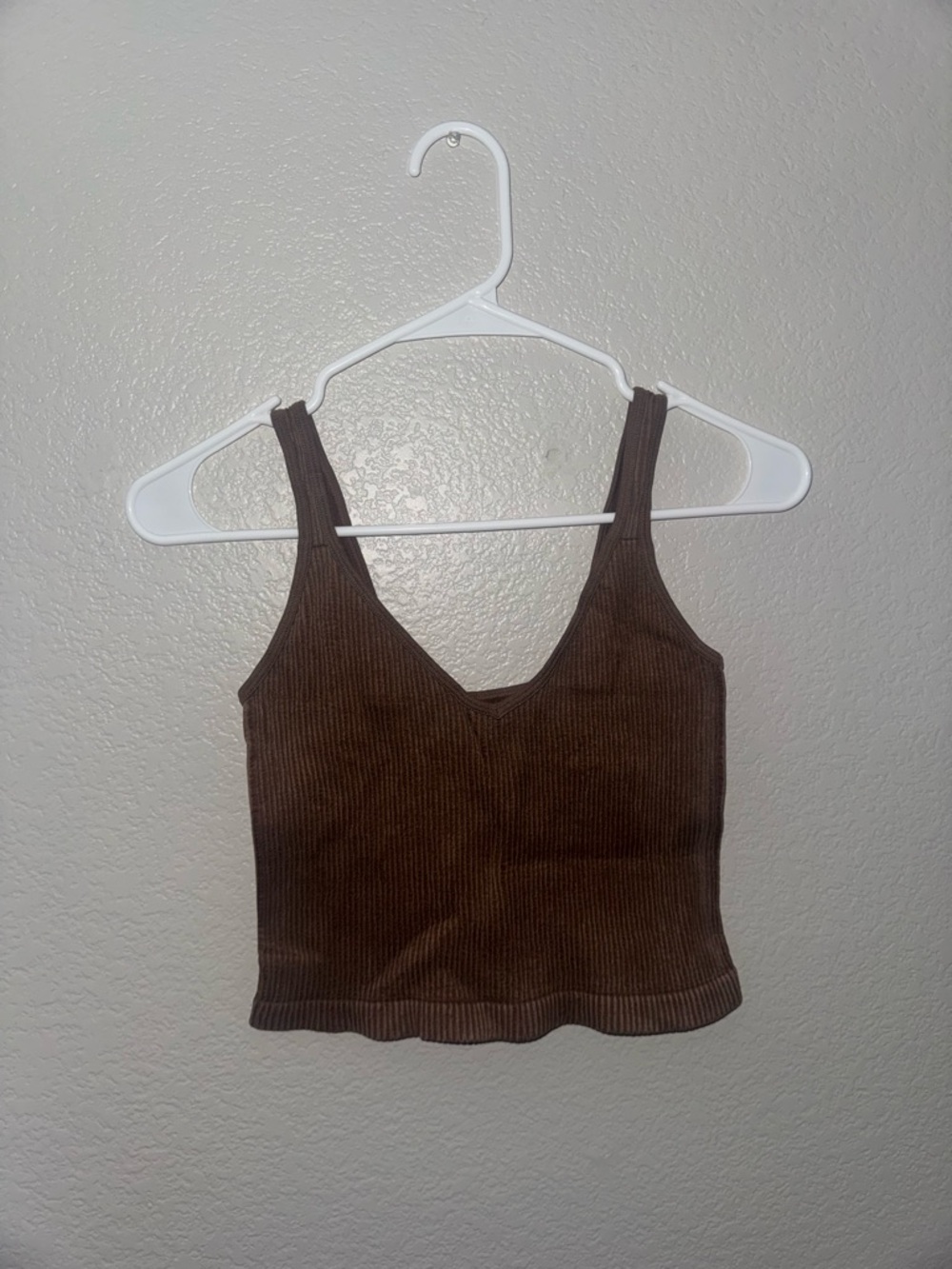 Ribbed V-Neck Brown Crop Tank
